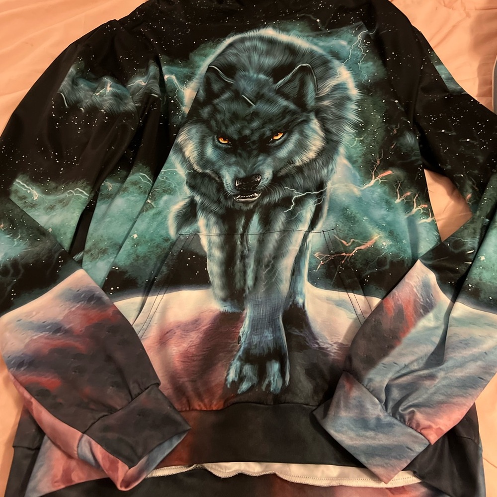 Wolf Graphic Hoodie